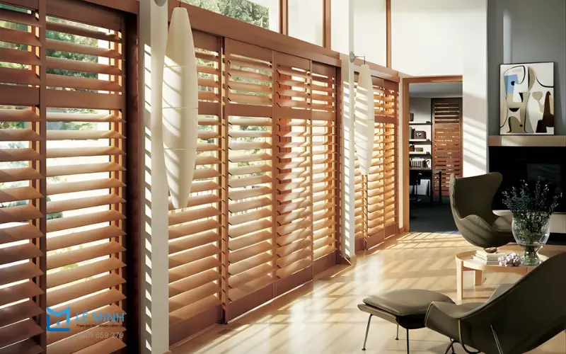 Cách bảo quản bảng giá rèm sáo gỗ để bền màu và giữ giá trị sử dụng lâu dài