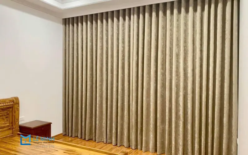 Khám phá các loại vải may rèm cửa bền đẹp, chống nắng hiệu quả phổ biến hiện nay. Tư vấn chọn vải bố, vải Polyester phù hợp cho phòng khách, phòng ngủ, văn phòng...