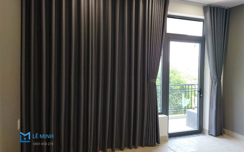 .Giá rèm cửa gia đình với rèm vải 2 lớp sang trọng cho nhà ở