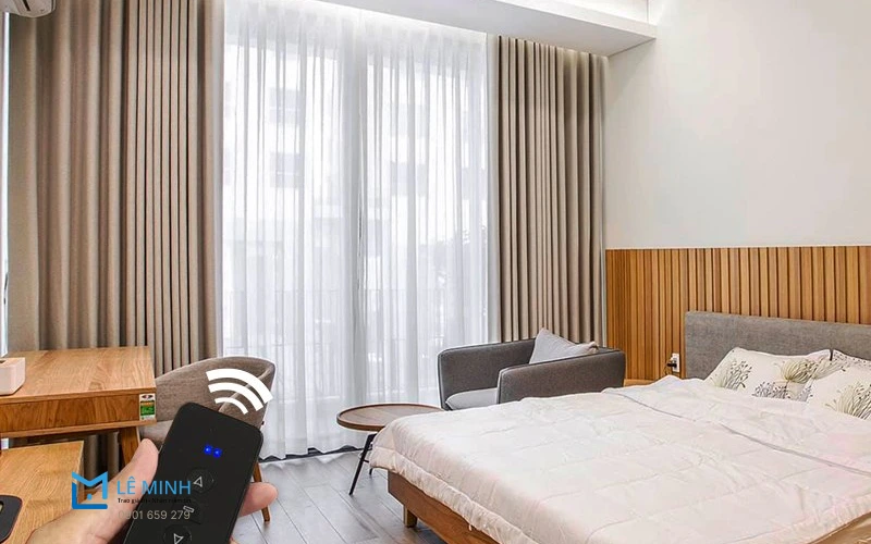 Rèm tự động nhập khẩu cao cấp với thiết kế thông minh, sang trọng, vận hành êm và phù hợp mọi không gian.