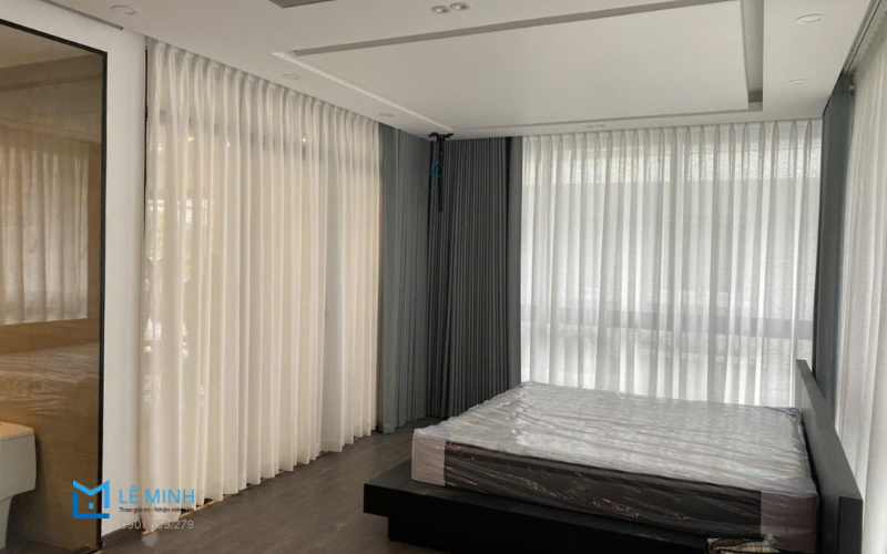 Khám phá top mẫu rèm vải voan cao cấp đẹp nhất 2025. Gợi ý các mẫu rèm voan trắng tinh tế, địa chỉ mua vải voan may rèm uy tín và xu hướng mới nhất.