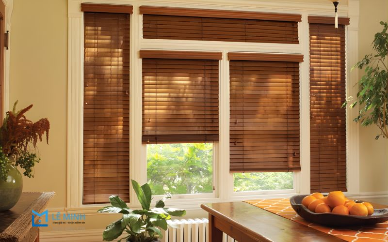 Tất cả vật liệu, phụ kiện và linh kiện rèm tại Rèm Cửa Lê Minh đều được nhập từ các nhà phân phối rõ ràng