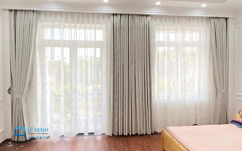 Ứng dụng thực tế của rèm vải tự động