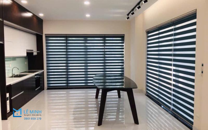 Rèm cầu vồng Sankaku được dệt từ sợi polyester cao cấp