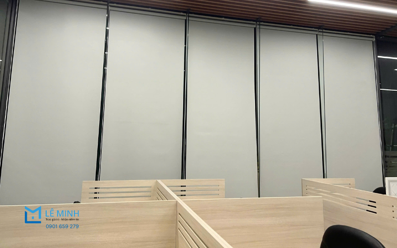 Lý do nên chọn Rèm Cửa Lê Minh khi lắp đặt rèm cuốn Sankaku tại TPHCM