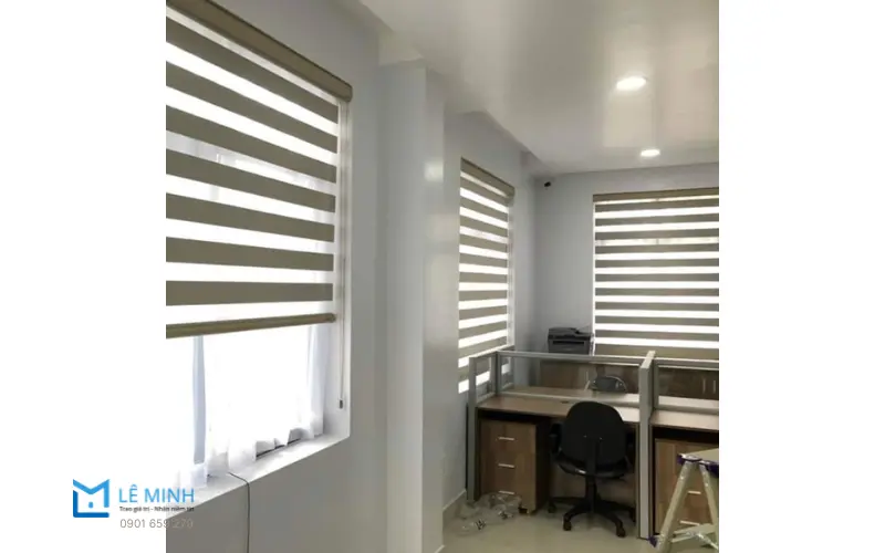 Ứng dụng rèm cuốn Galaxy TPHCM cho quán cà phê và nhà hàng - điểm nhấn thu hút khách