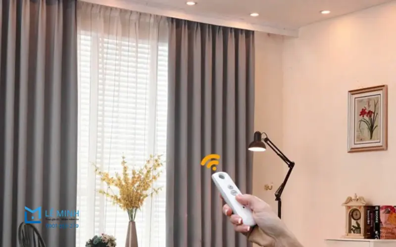 Tại sao rèm tự động phòng ngủ trở thành xu hướng 2025