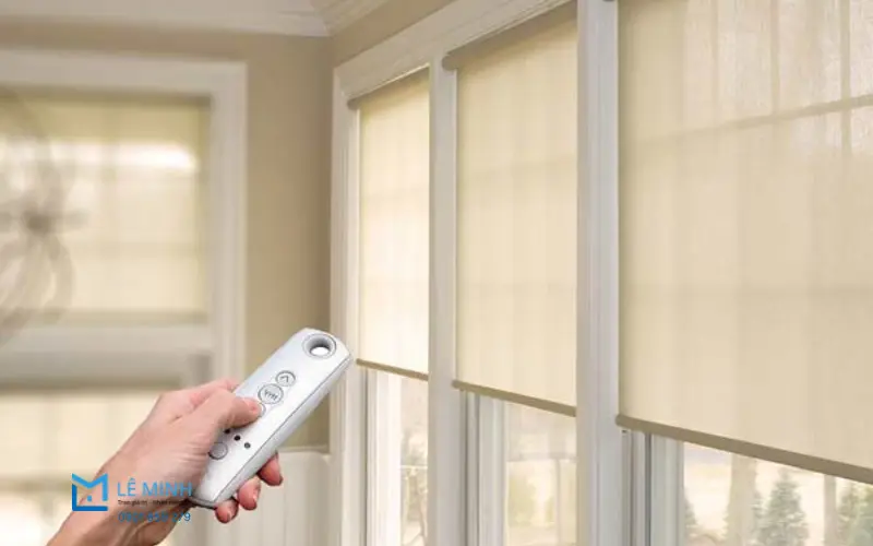 Rèm vải tự động – Sang trọng cho bộ rèm tự động phòng ngủ