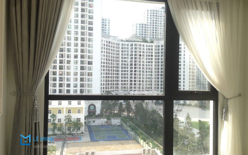 Rèm cửa quận Bình Tân TPHCM đa dạng mẫu mã, may rèm theo yêu cầu, giá rẻ hợp lý. Rèm Cửa Lê Minh tư vấn tận nhà, đo - may - lắp đặt nhanh chóng, kiến tạo không gian.