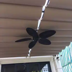 Rèm Trần Che Giếng Trời