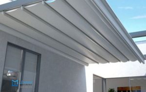 Rèm tự động giếng trời giải pháp che nắng thông minh cho không gian hiện đại